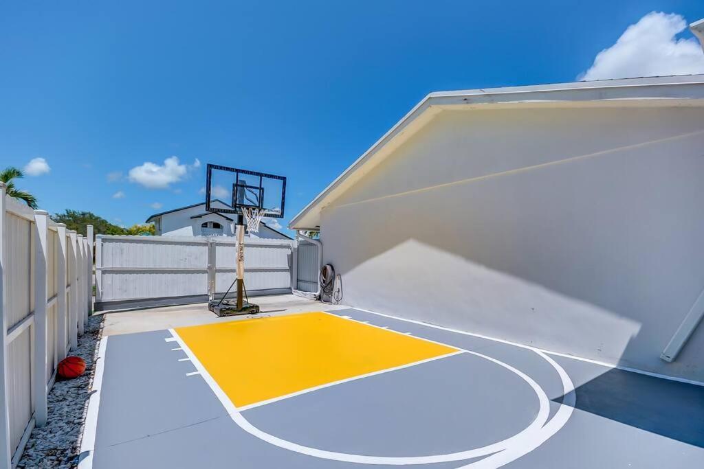 Villa Miami Luxury House W Heated Pool & Jacuzzi Esterno foto